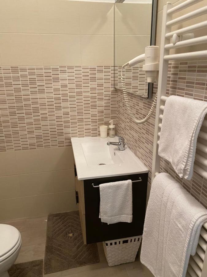 Lo Scalo Apartment Molfetta Bagian luar foto